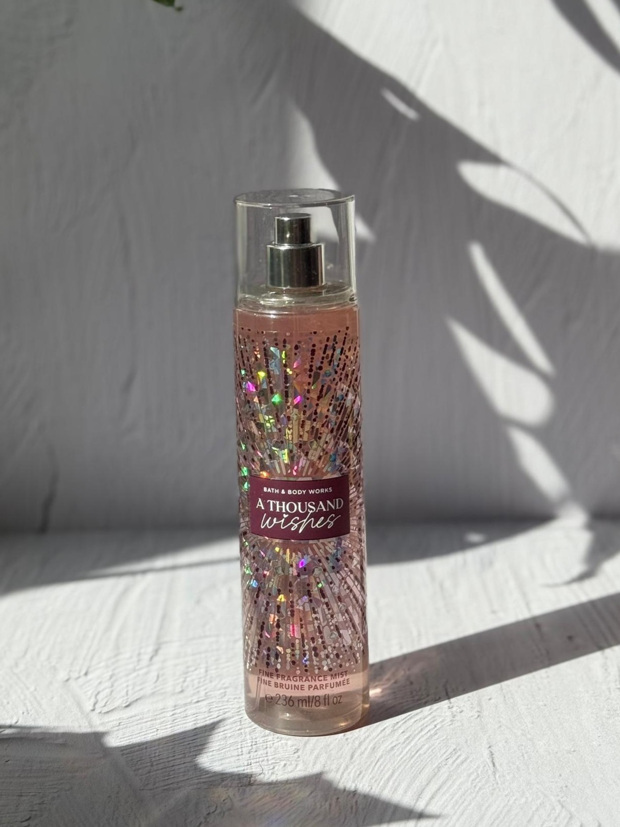 بادی میست زنانه A Thousand Wishes از برند Bath & Body Works با رایحه شیرین و دل‌نشین، حجم ۲۳۶ میلی‌لیتر